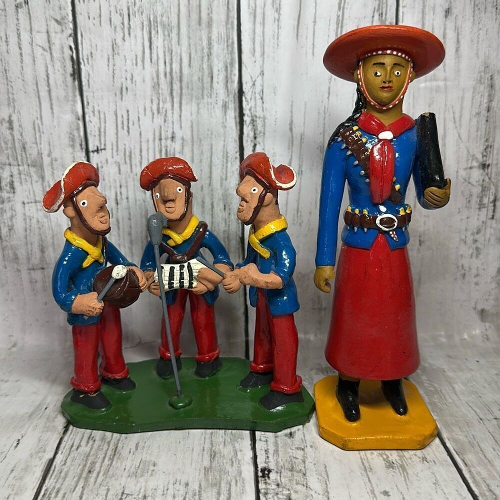 Brazil Folk Art‎ Terra Cotta Figurines Band Soldier Red Blue Clovis Valderi